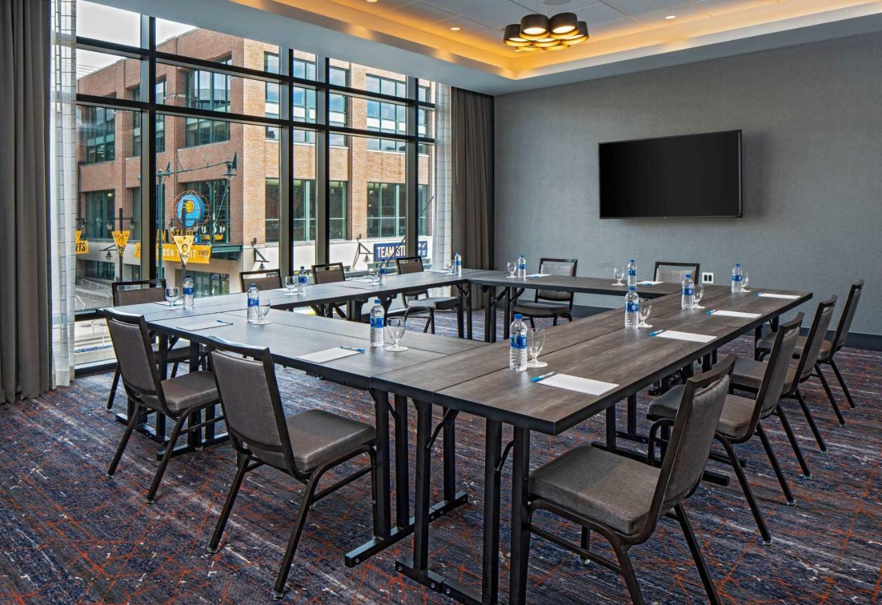 Hyatt House Indianapolis Downtown Hotel Exterior photo