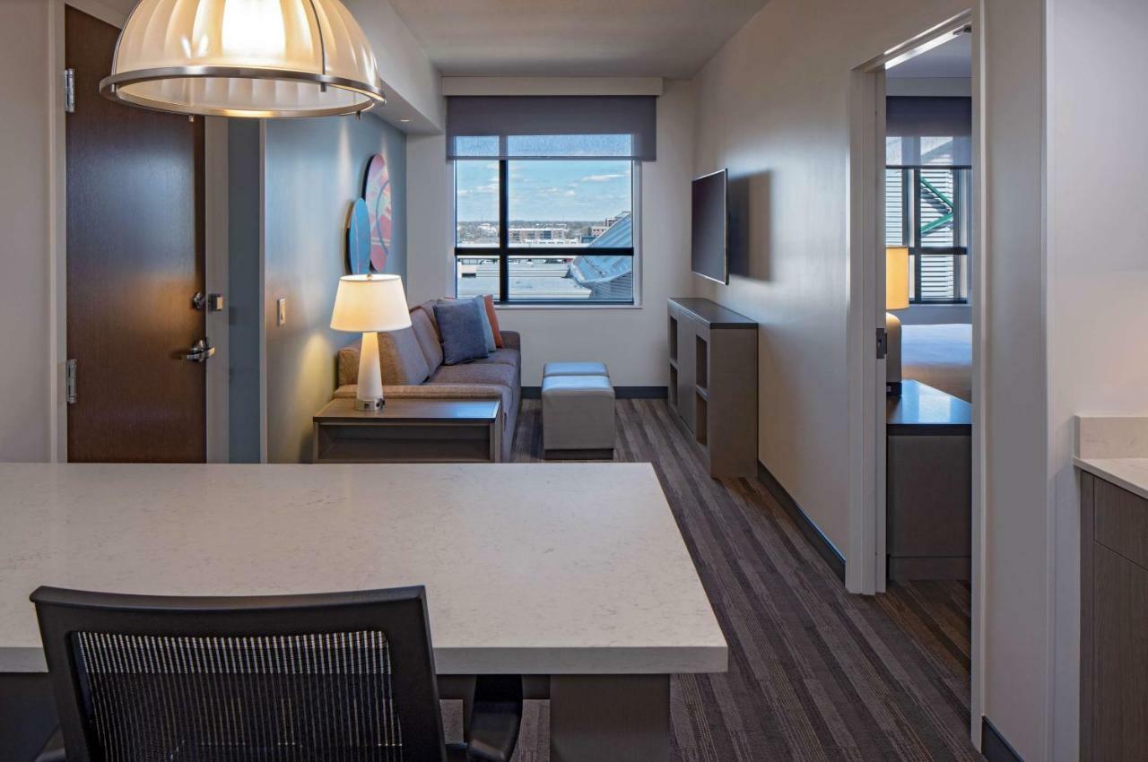 Hyatt House Indianapolis Downtown Hotel Exterior photo