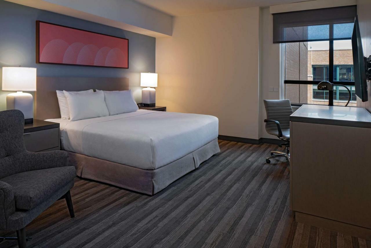 Hyatt House Indianapolis Downtown Hotel Exterior photo